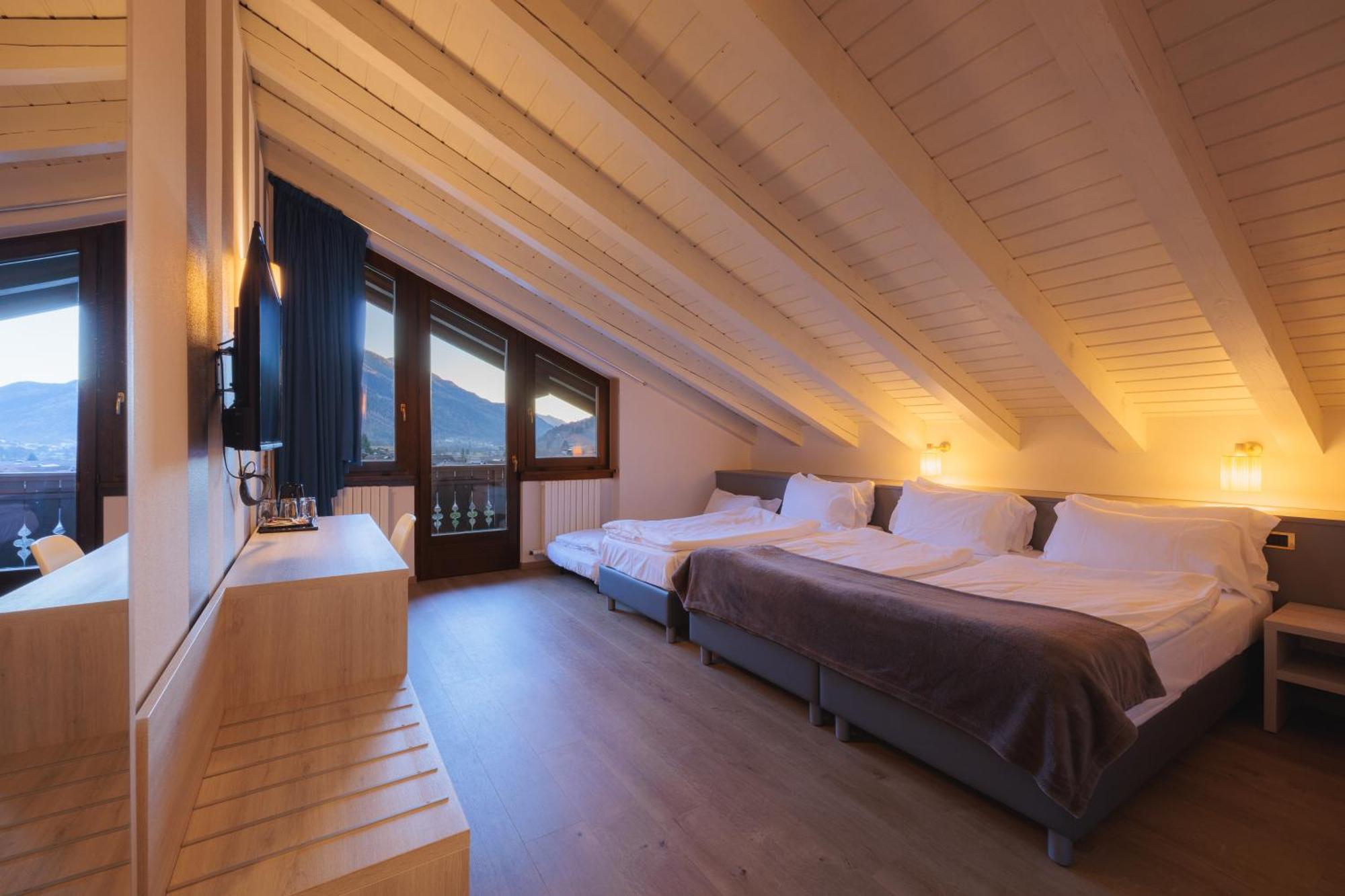 Hotel Binelli Pinzolo Kültér fotó